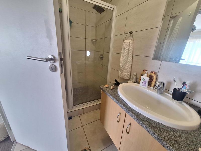 2 Bedroom Property for Sale in Hartenbos Central Western Cape